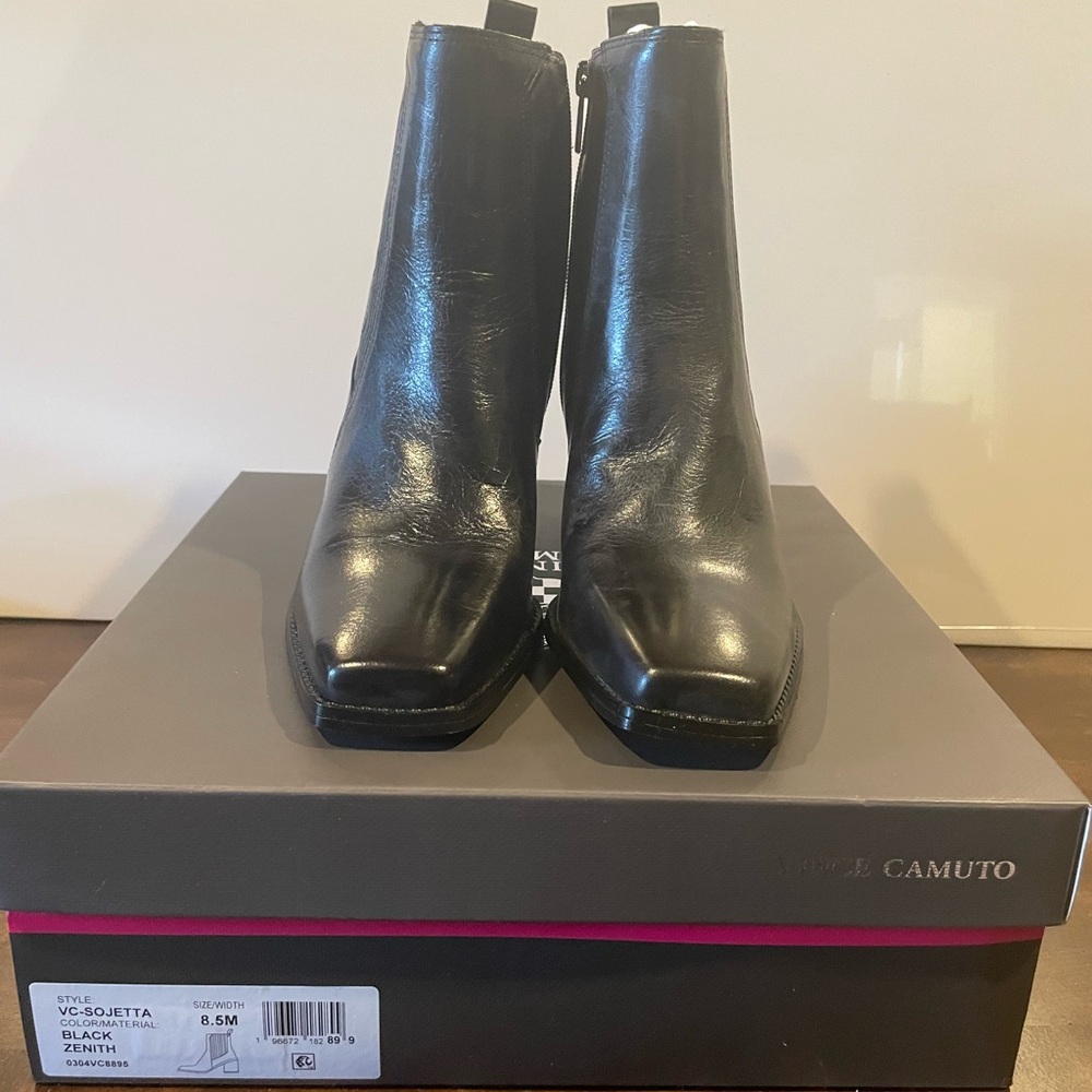 Vince Camuto Black Leather Ankle Boots. Size 8.5 - Picture 2 of 5